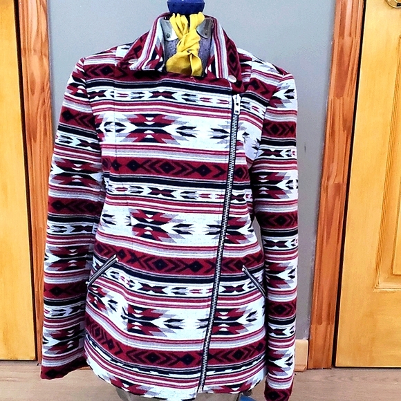 Forever 21 Aztec print jacket - Picture 2 of 5